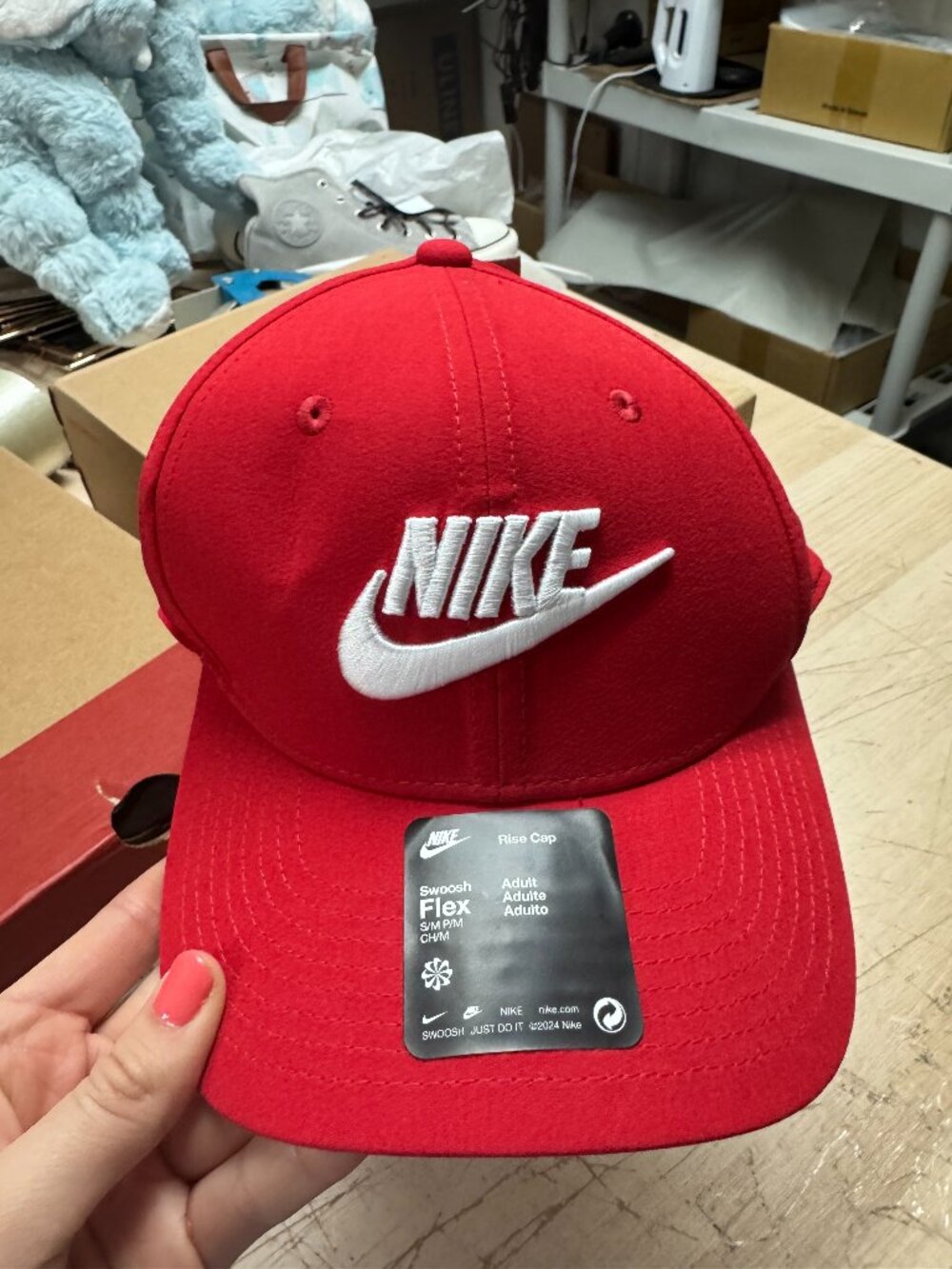 Nike Rise Swoosh Flex Futura Structured Cap University Red Size S/M FB5377-657